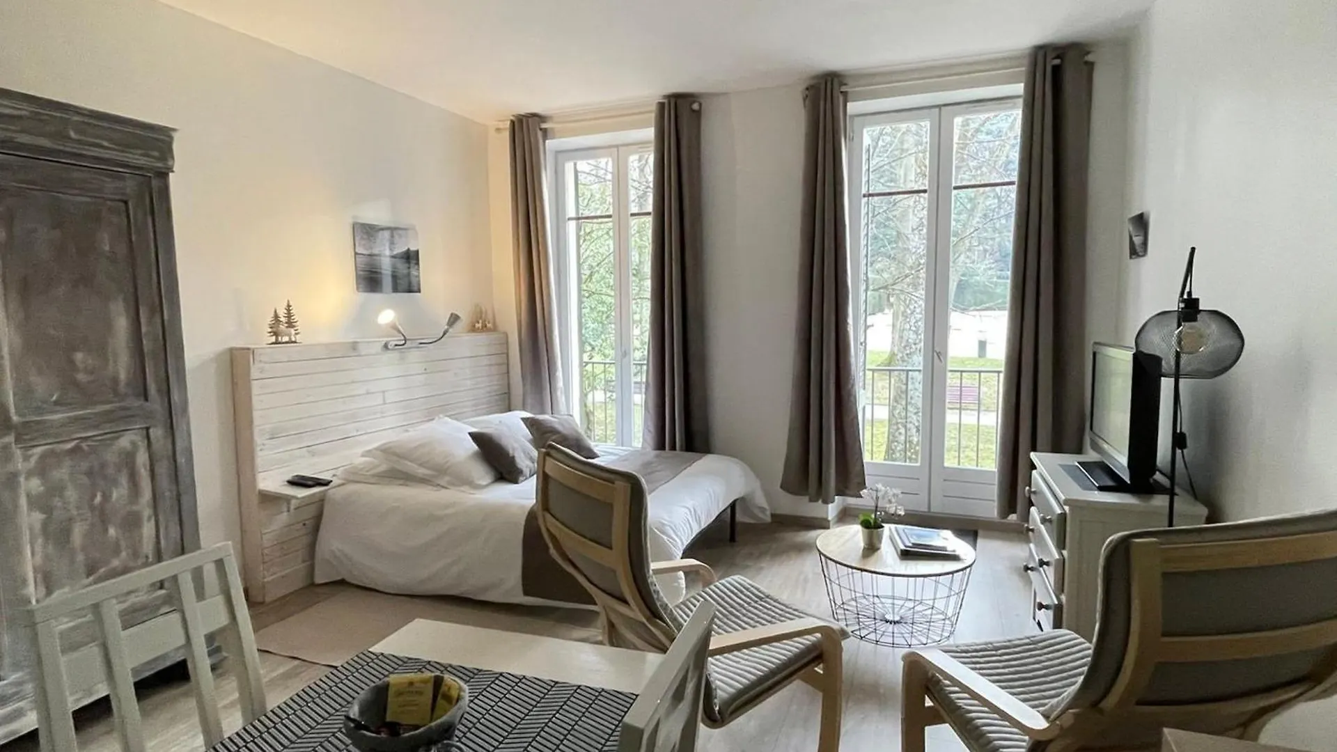 Studio Confortable A Aix-Les-Bains Avec Balcon Et Wifi - Fr-1-555-113