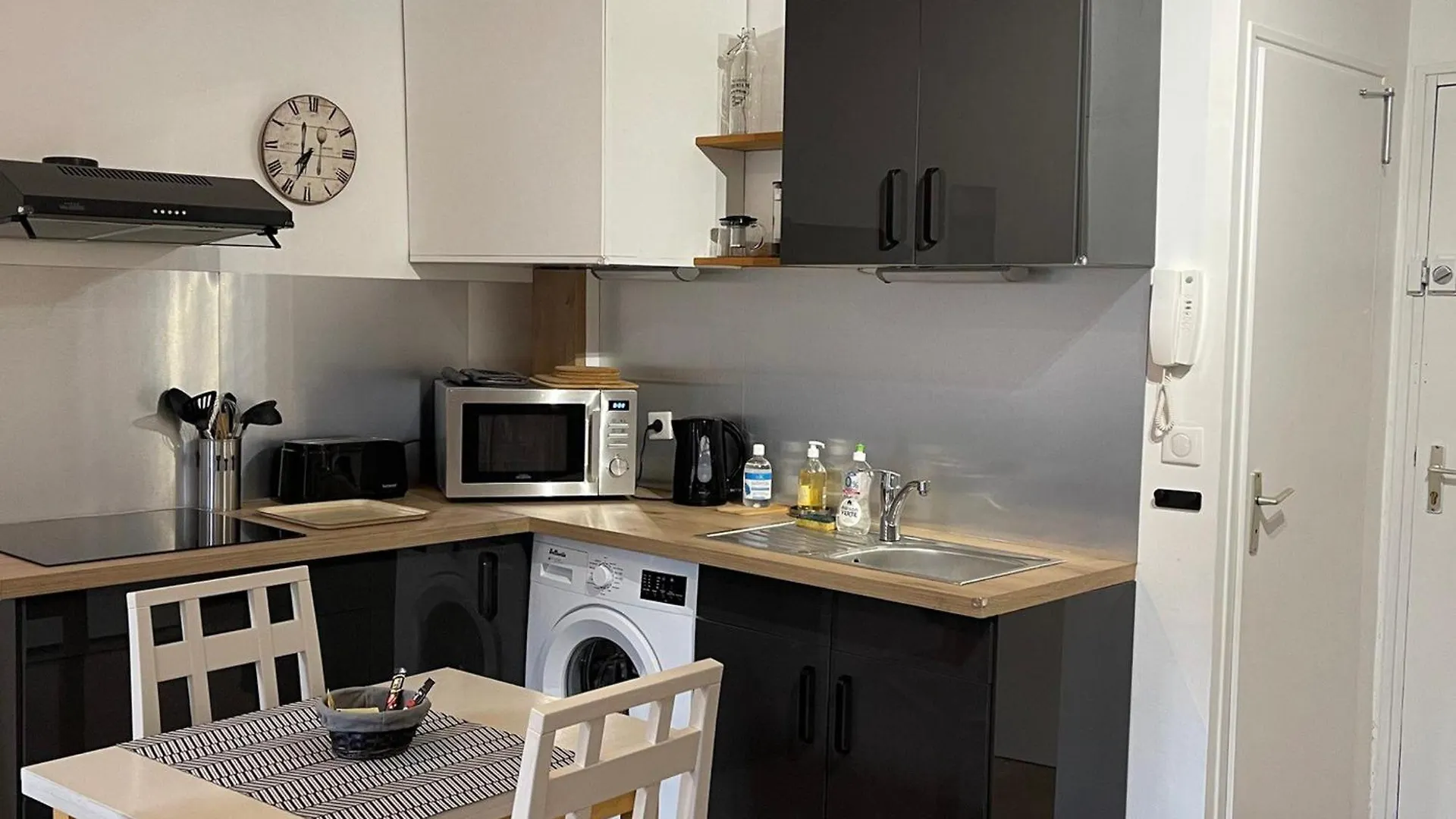 Studio Confortable A Aix-Les-Bains Avec Balcon Et Wifi - Fr-1-555-113 France